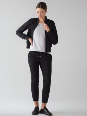 Lululemon On The Fly Pant *Woven 28" Black (First Release) 4